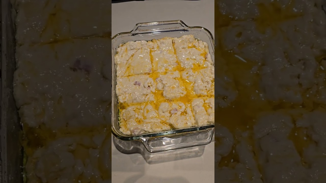 Maple Ham & White Cheddar Butter Swim Biscuits  #KoocingWithKeven #Butter #Biscuits #MapleHam #Yummy