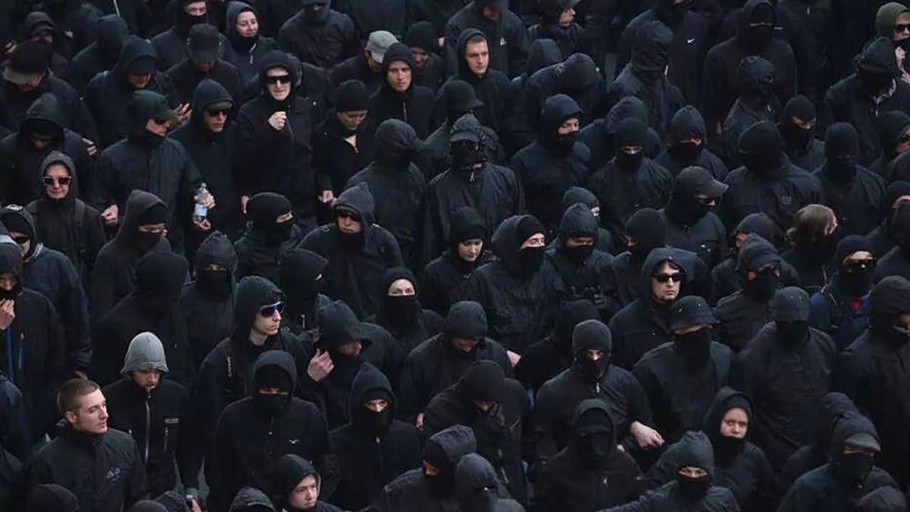 FC BASEL ULTRAS | MUTTENZERKURVE | SWITZERLAND