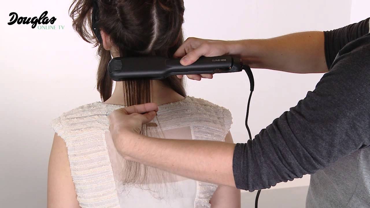 Beauty Academy: Glätten mit dem Glätteisen