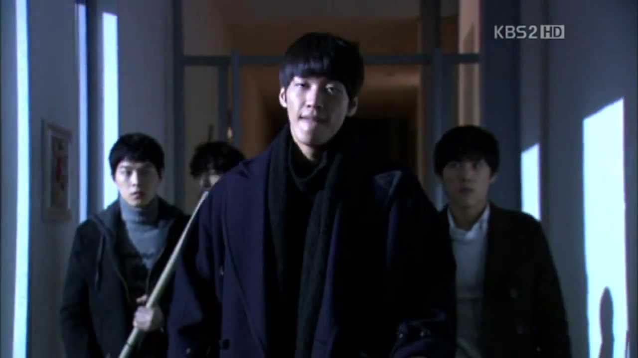 White Christmas / Monster - 화이트 크리스마스 - Dark ritual MV
