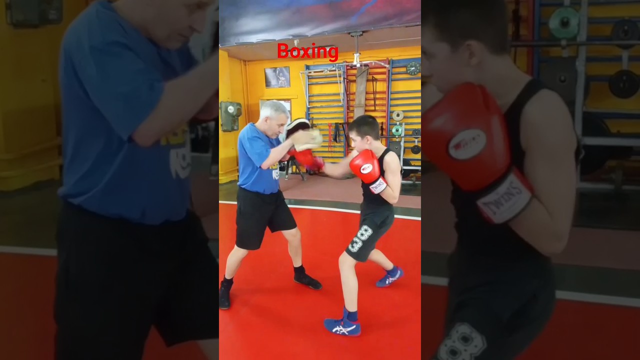 combination of strike and dodge👊 