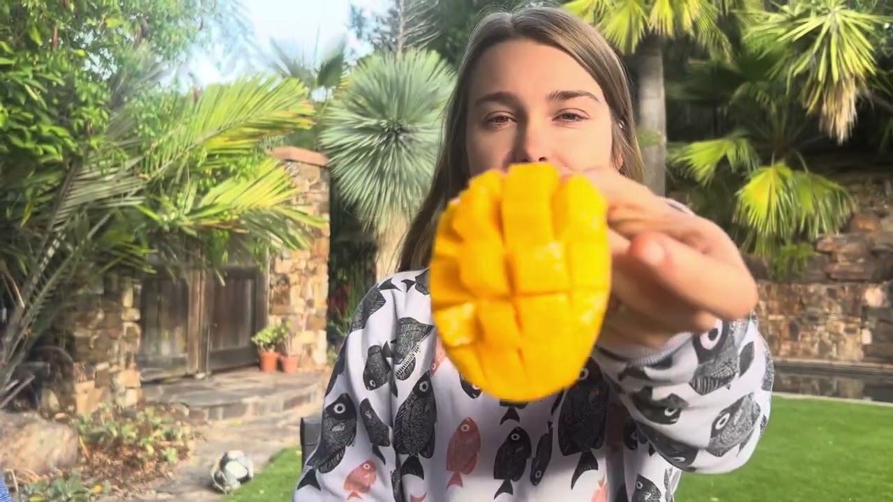 California Grown ‘Lemon Meringue’ Mango Taste Test
