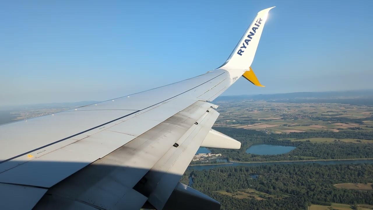 Karlsruhe / Baden-Baden approach - Ryanair 737-800 🇬🇧