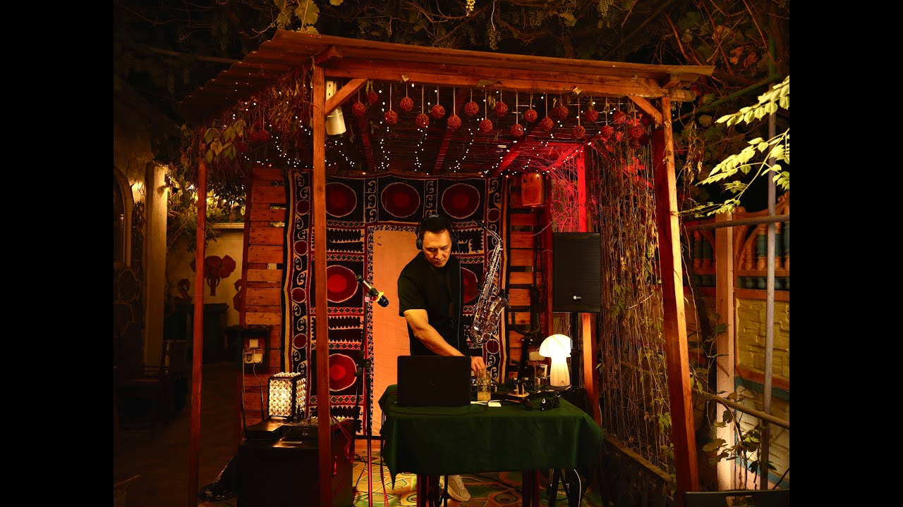 DJ & SAX SET / Afro House