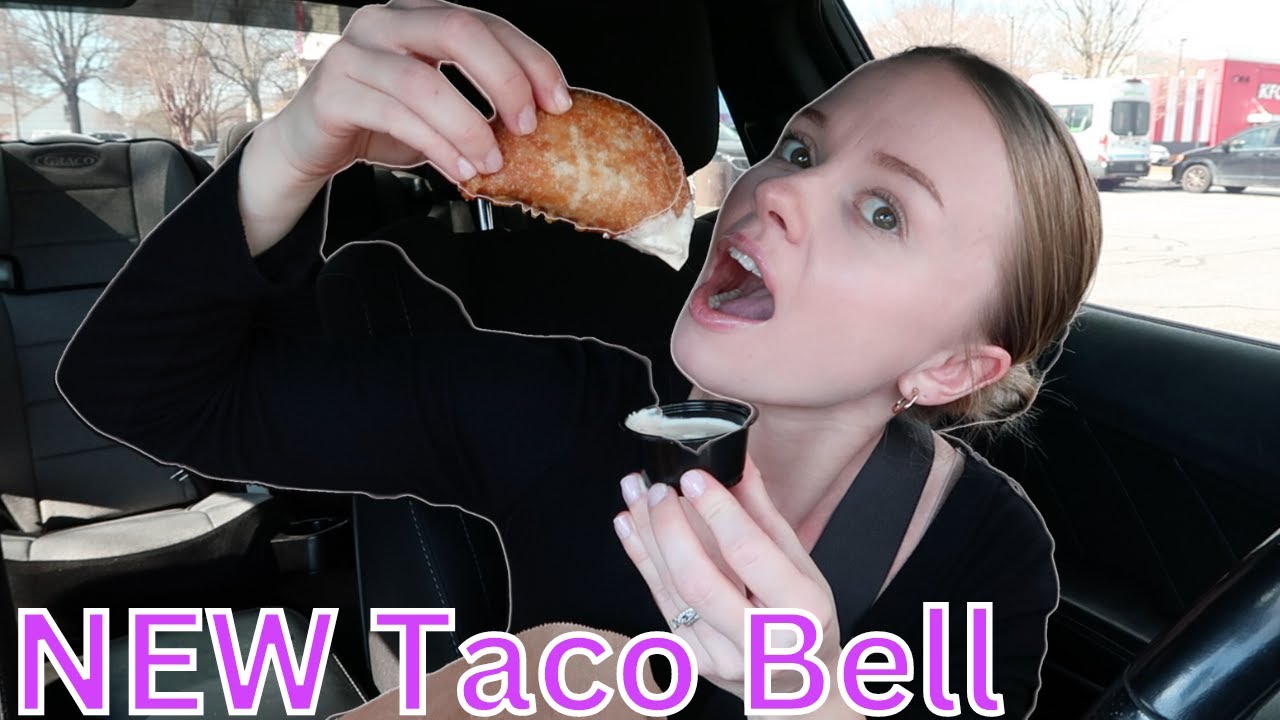 **NEW** trying TACO BELL CHICKEN CRISPANADA | chicken empanada