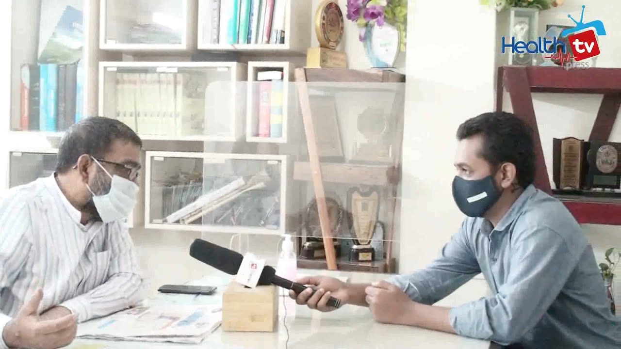 হযরত শাহ্ আলী মডেল হাই স্কুলে স্বাস্থবিধি মেনে পাঠদান চলছে।