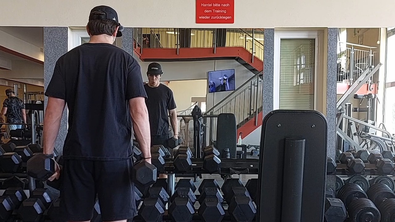 ARM & SHOULDERS - Vlog 3