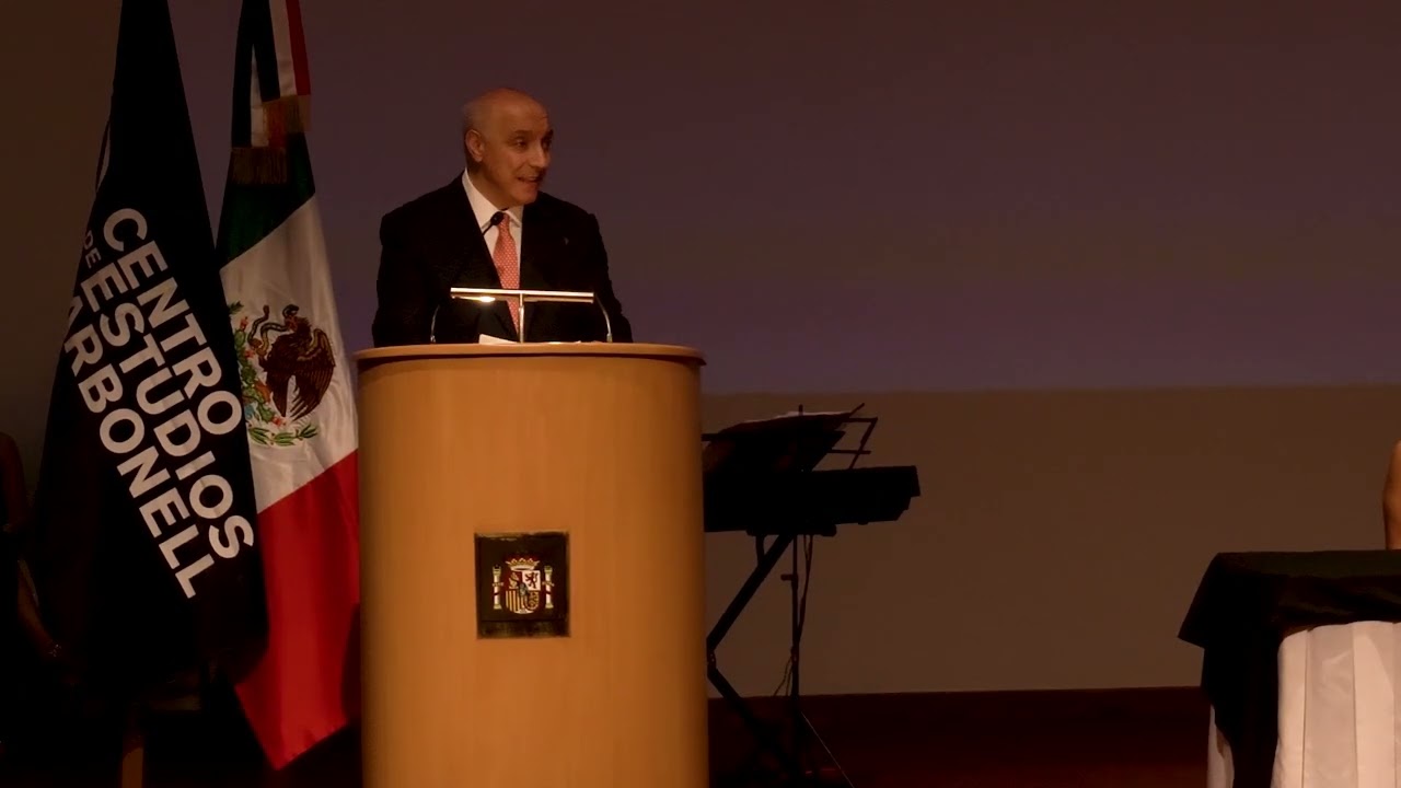 Reflexiones de una graduaci&oacute;n | Centro Carbonell 2026