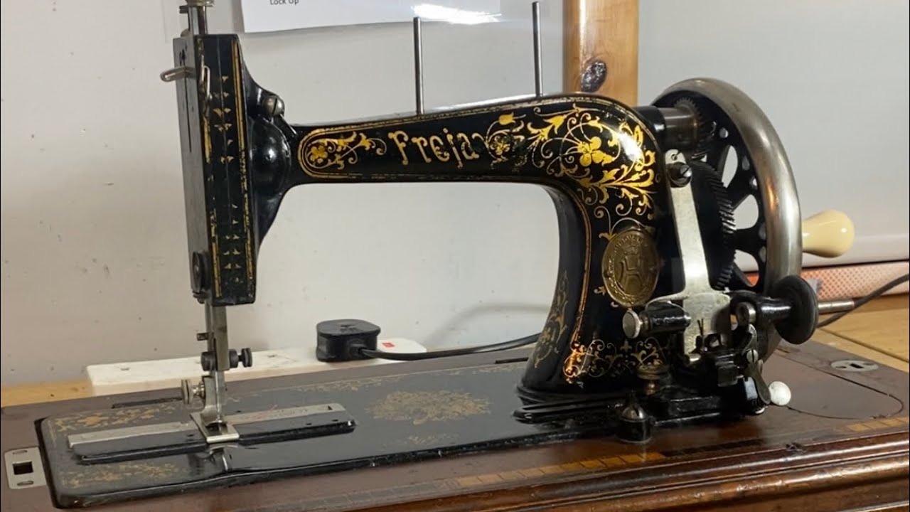Husqvarna Freja, Operation and maintenance of a transverse shuttle sewing machine.