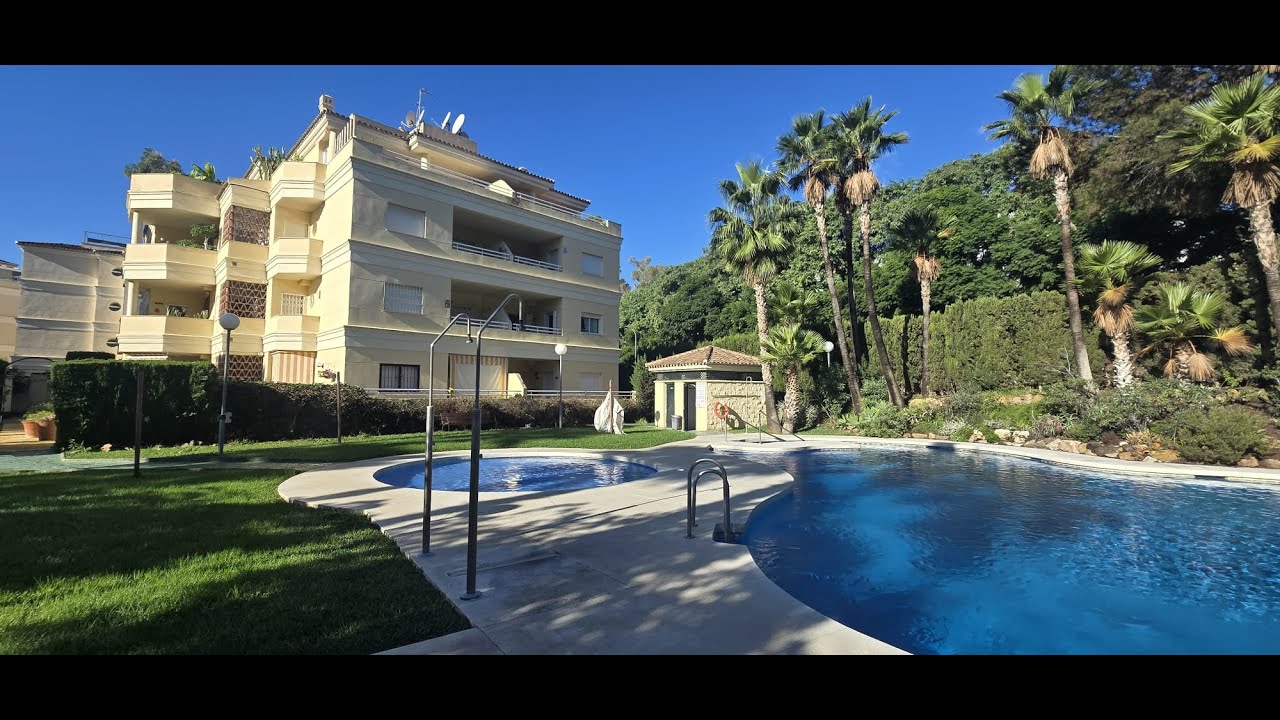 Penthouse for sale in Torrequebrada, Benalmádena – Exclusive property on the Costa del Sol