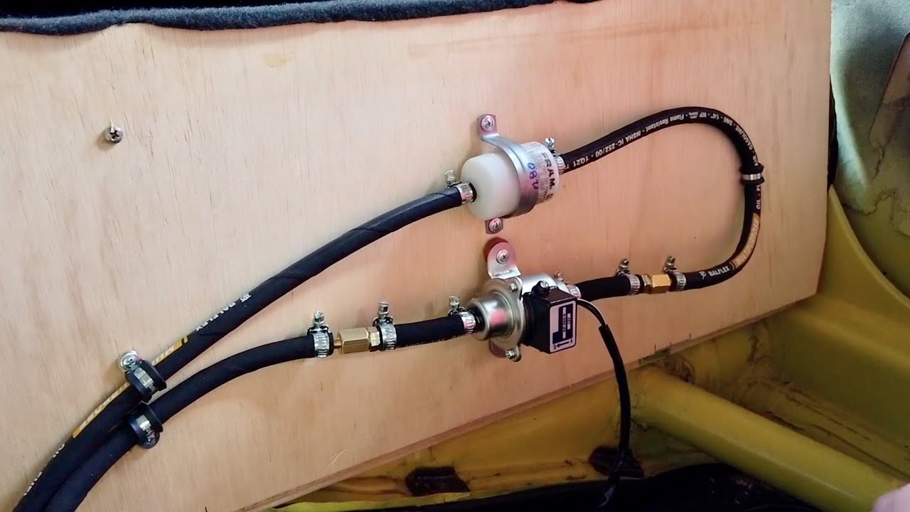 Tonella - Instalação da bomba elétrica no Fusca