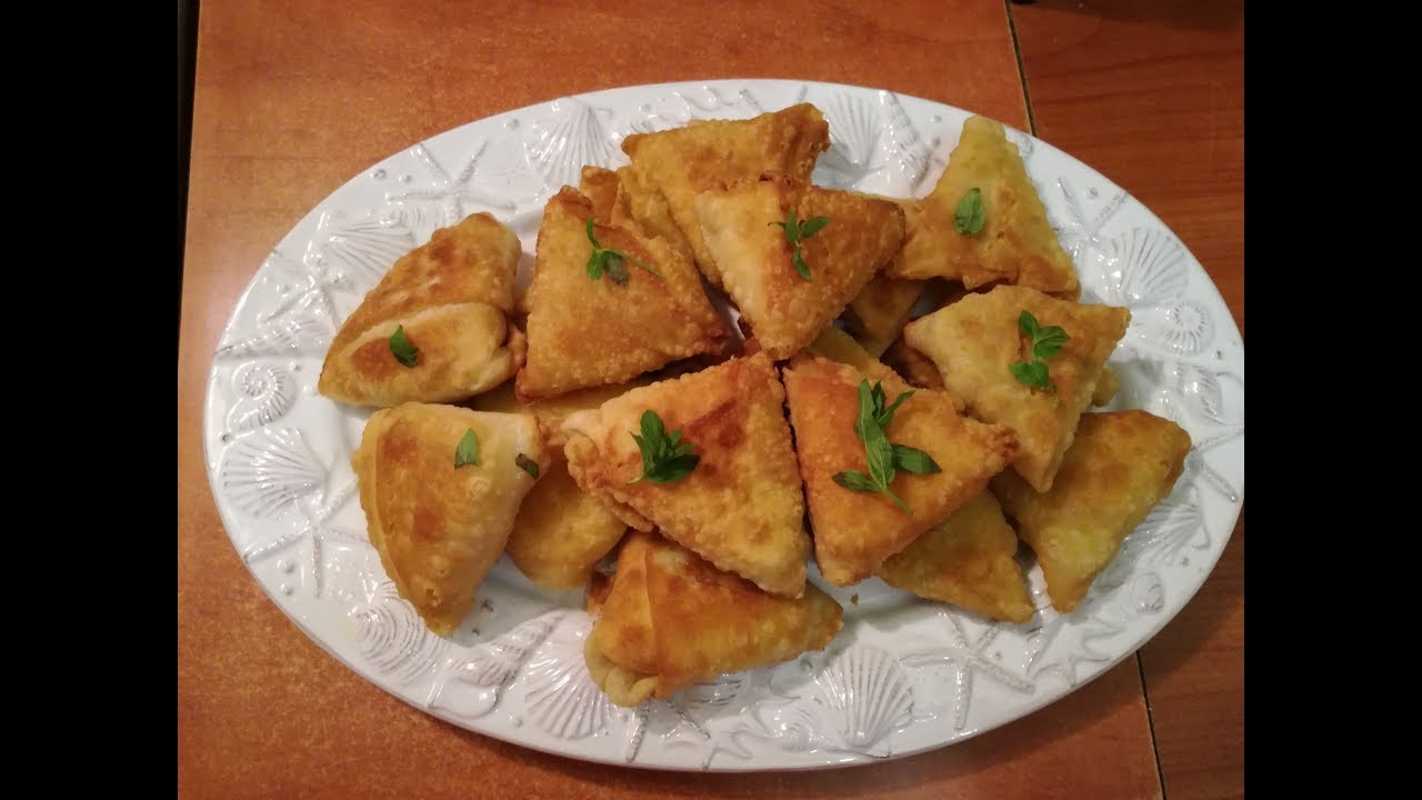 Cooking With Fey-Τρίγωνα Τυροπιτάκια Feys