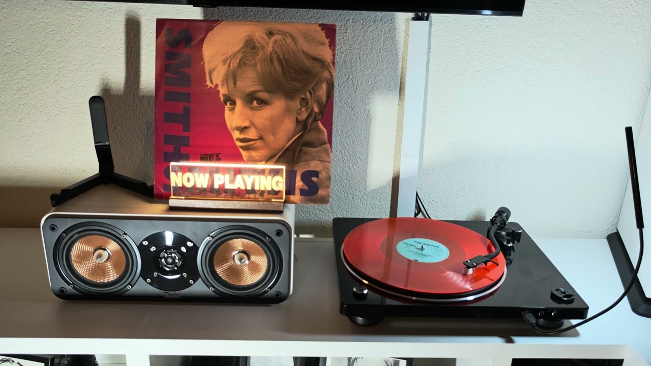 The Smiths - Some Girls Are Bigger Than Others - 12