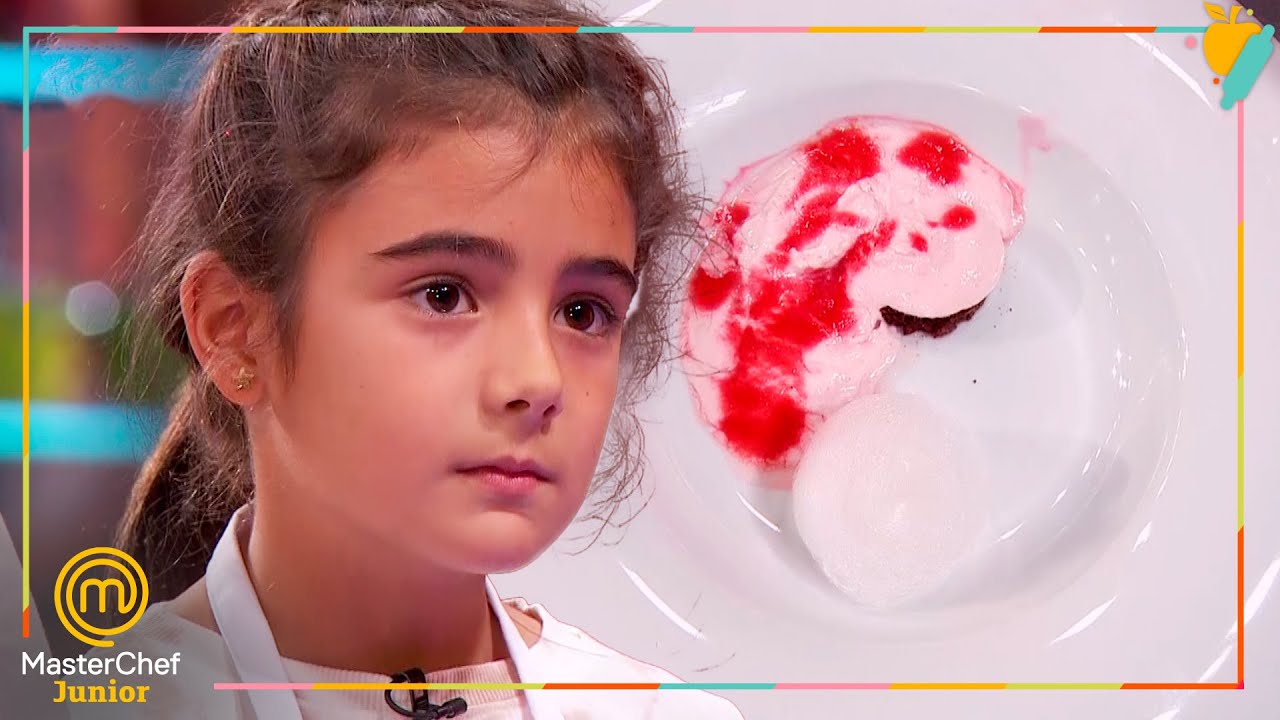 ¡¡ECHA SAL en lugar de azúcar!! El postre de Alexia, no sale como quería | MasterChef Junior 9