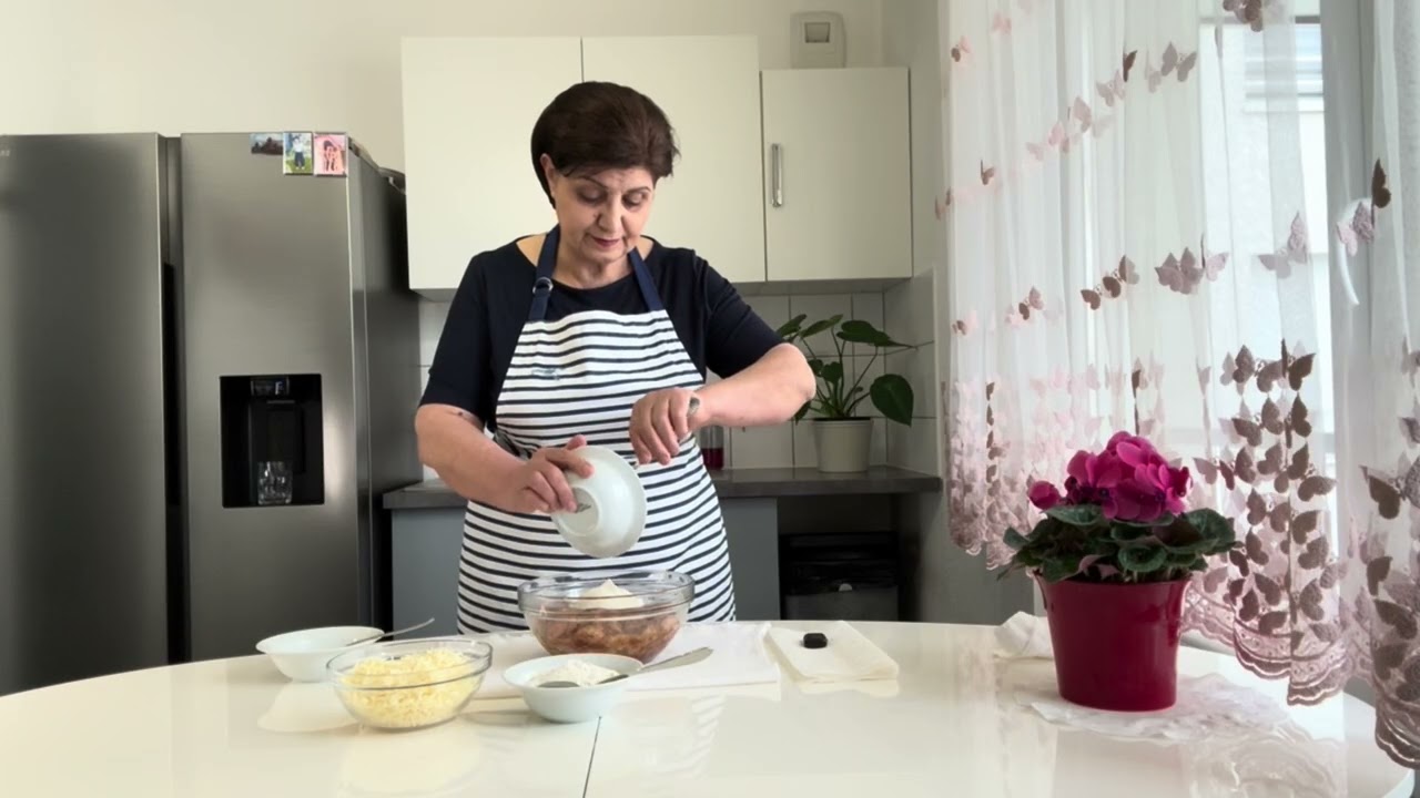 Յուրահատուկ կոտլետներ ՝հավի կրցքամսով