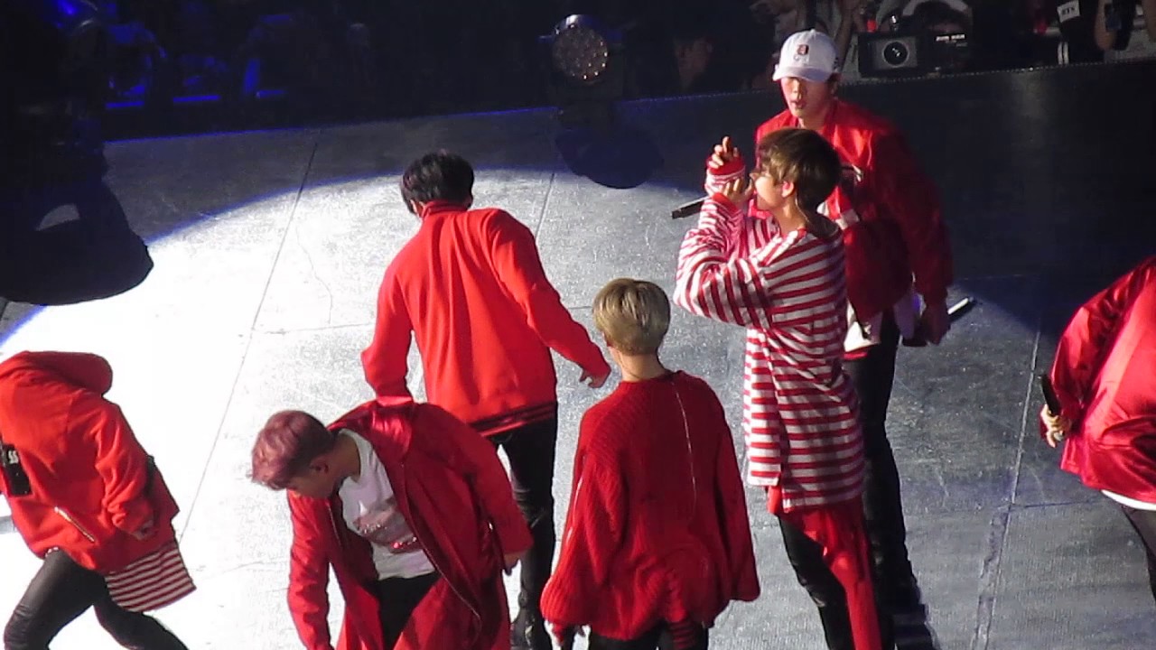 170311 BTS The Wings Tour in Chile - Save me + I need U