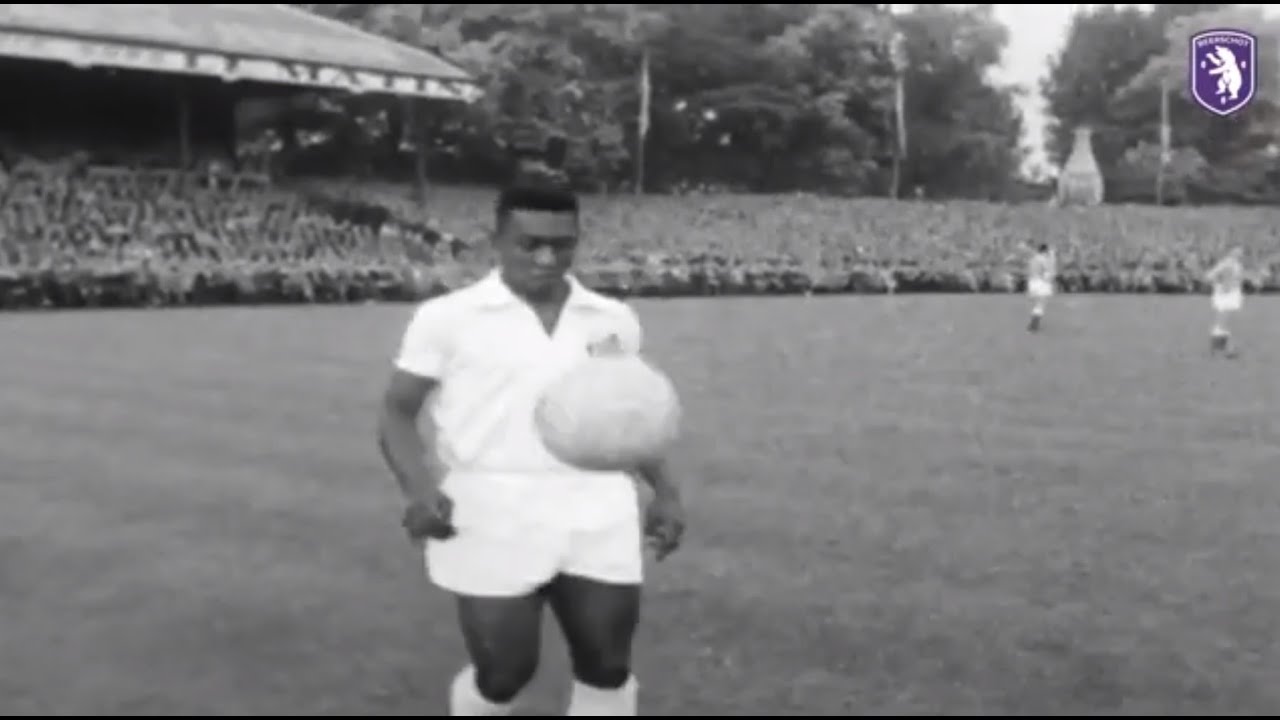 Royal Beerschot VAC (Bélgica) 1 x 10 Santos FC - 31/05/1960