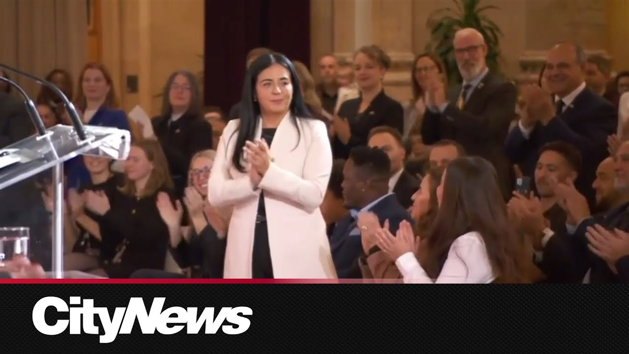 Montreal&rsquo;s new mayor Soraya Martinez Ferrada sworn in at city hall