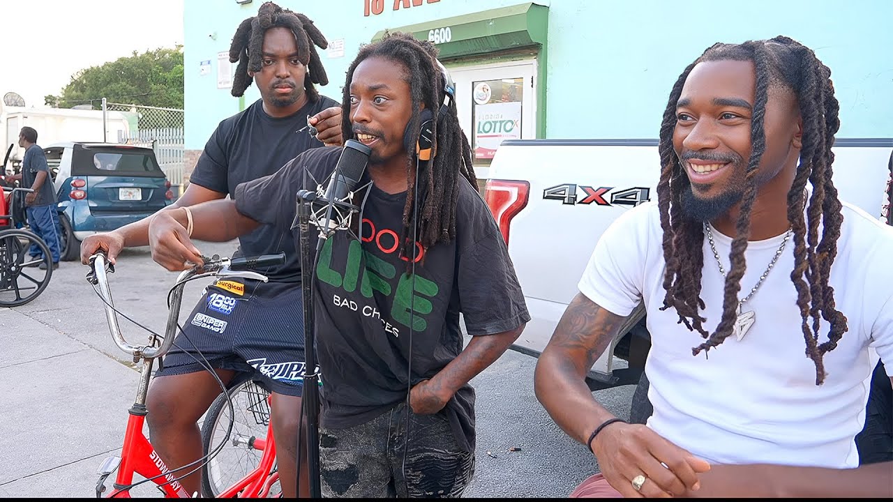 Платим незнакомцам в окопах за фристайл-рэп-баттл