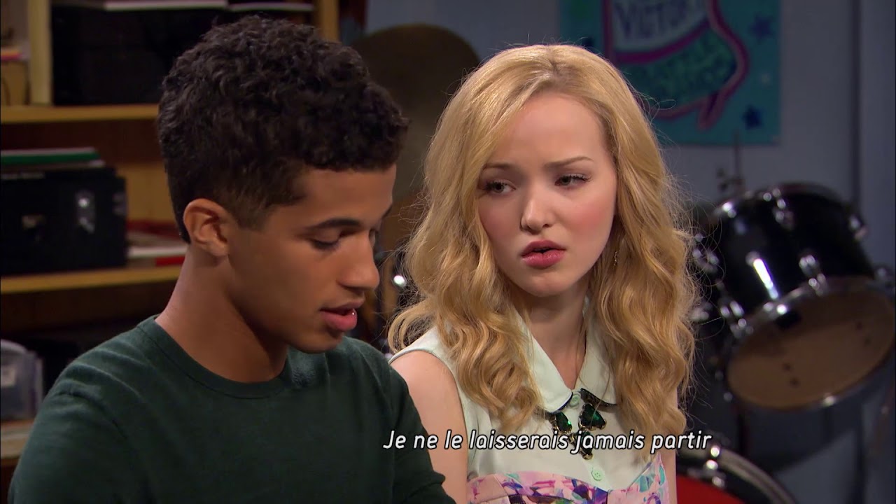 Amour secret | Liv & Maddie | Disney Channel BE