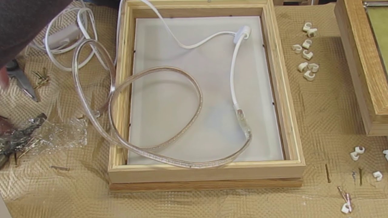Sophie's Stained Glass | Beatrix Potter 8 : Wiring a Stained Glass Light Box; ELECTRONICS
