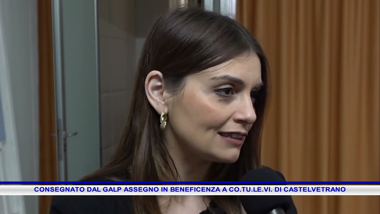 CONSEGNATO DAL GALP ASSEGNO IN BENEFICENZA A CO TU LE VI  DI CASTELVETRANO