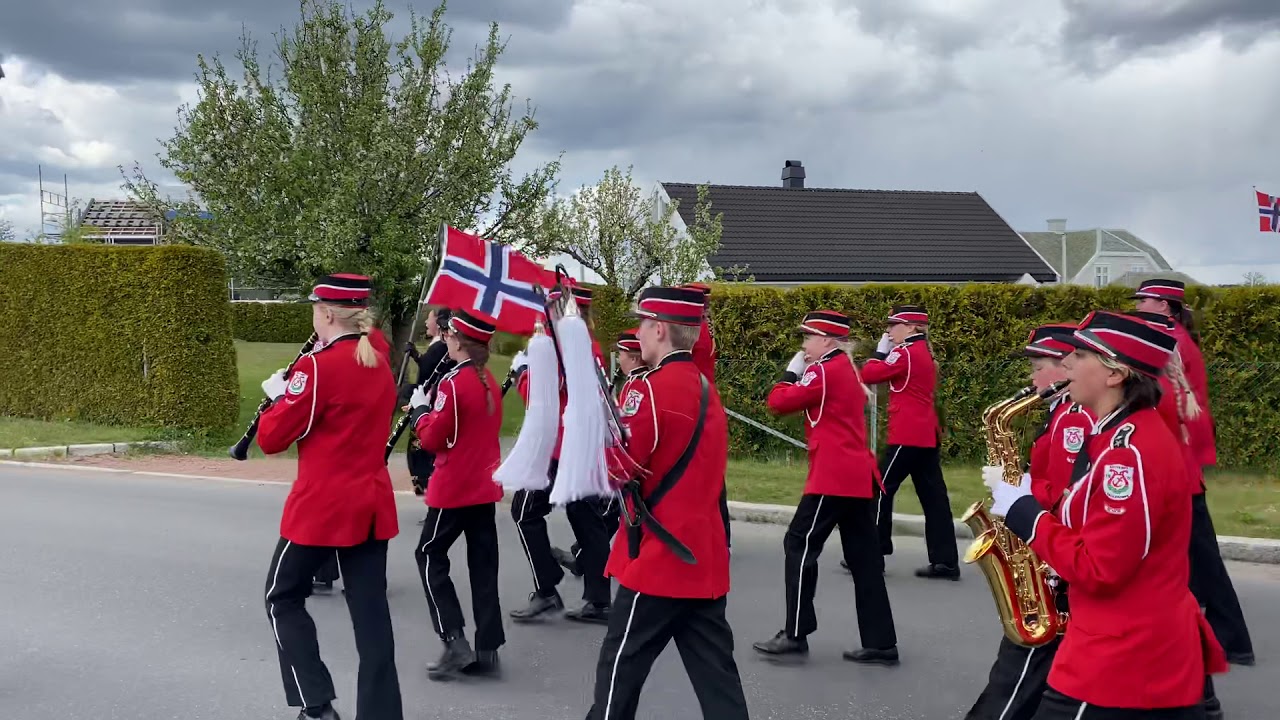 17.mai 2020 Nøtterøy skolekorps senior Fjærholmveien