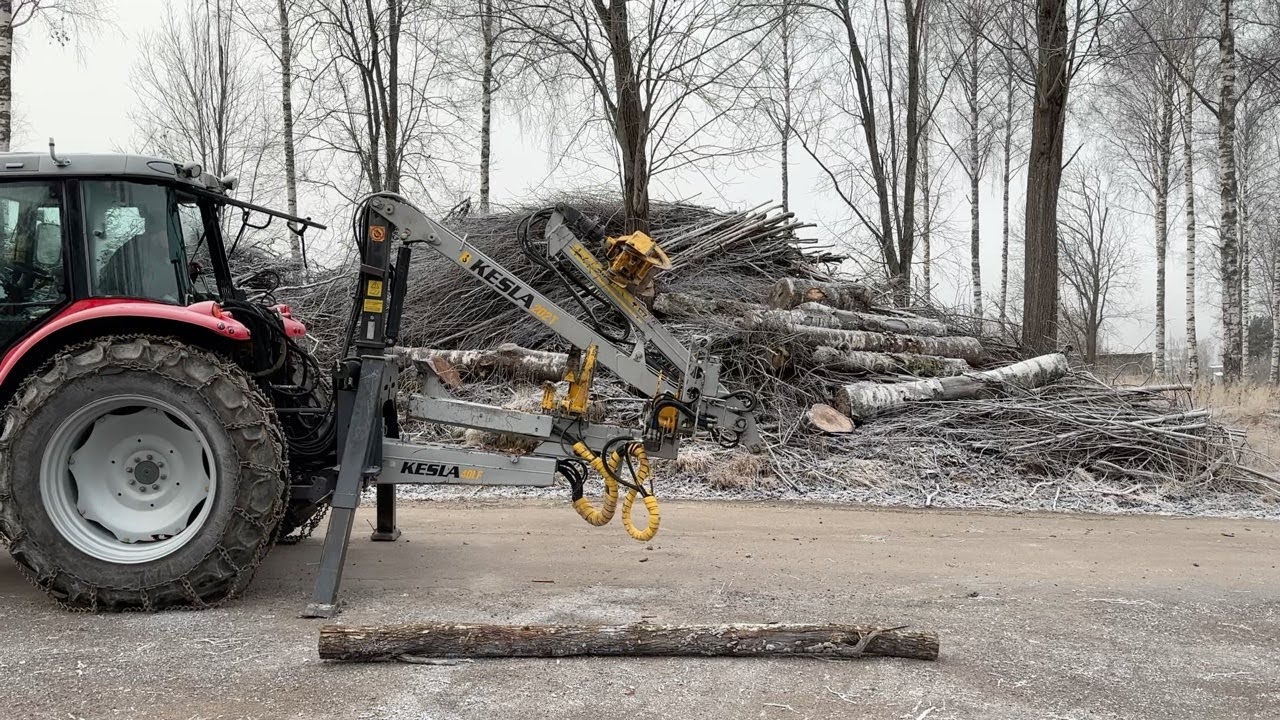 Köp Stegmatare med kran Kesla 202T / 40LF på Klaravik