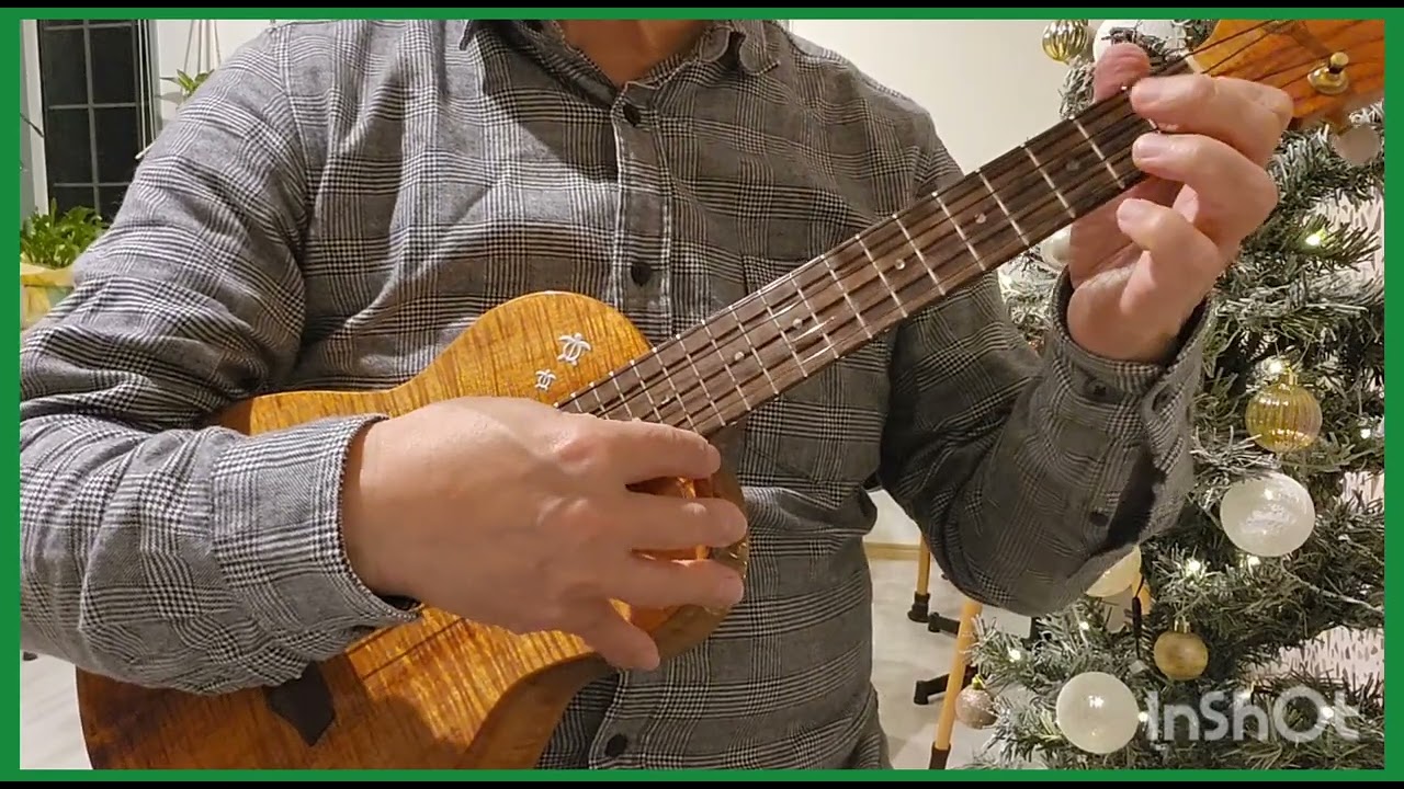 The Christmas Song をウクレレで🎵　#GString #TheXmasSong #ukulelesolo 　