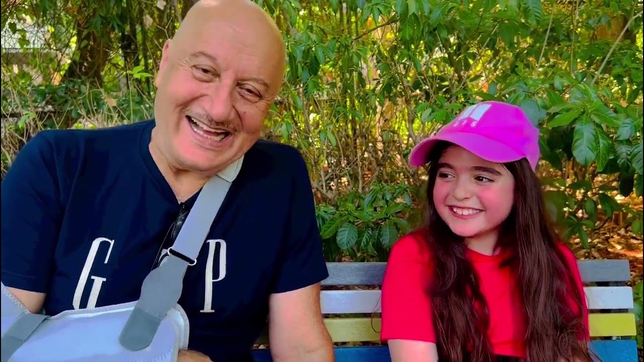Famous celebrity Anupam Kher met Gauri Chopra at morning walk