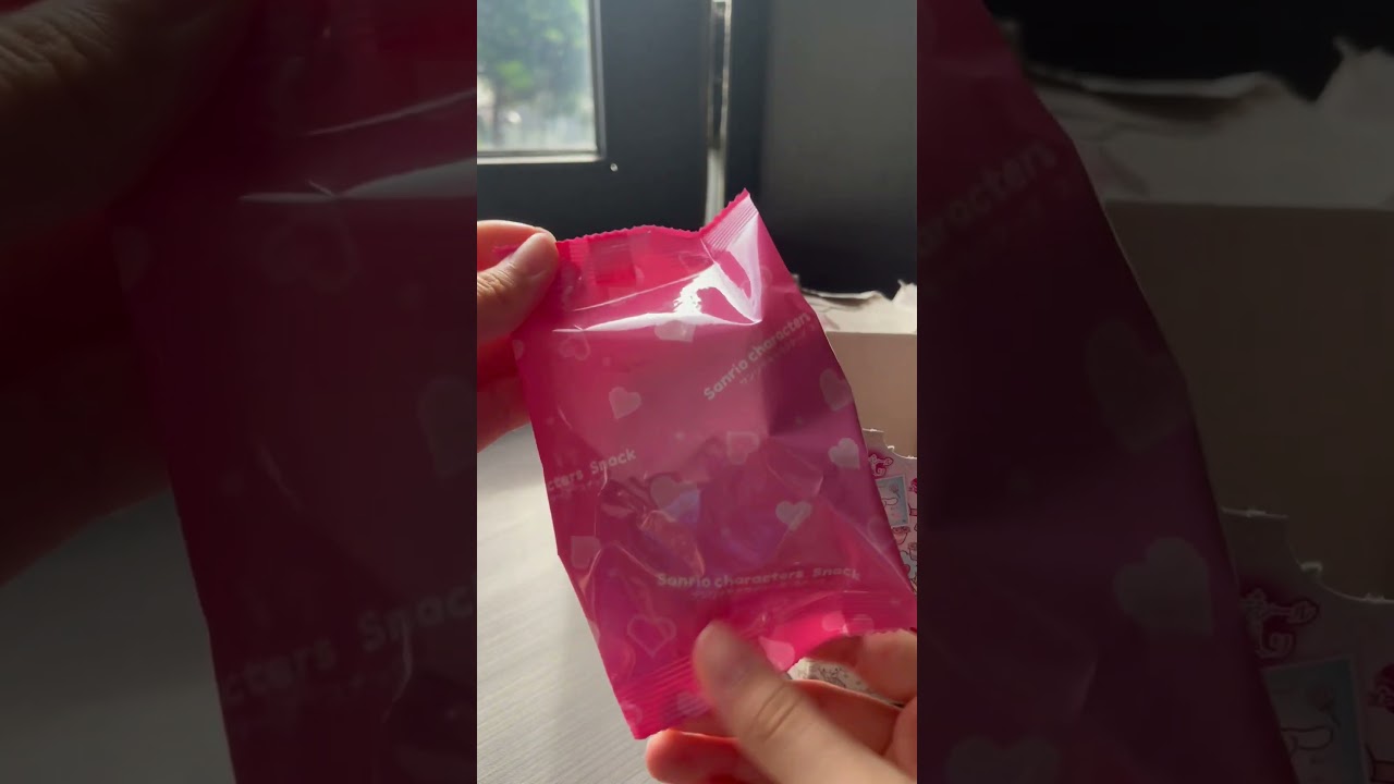 ASMR UNBOXING SANRIO SNACK BOX 