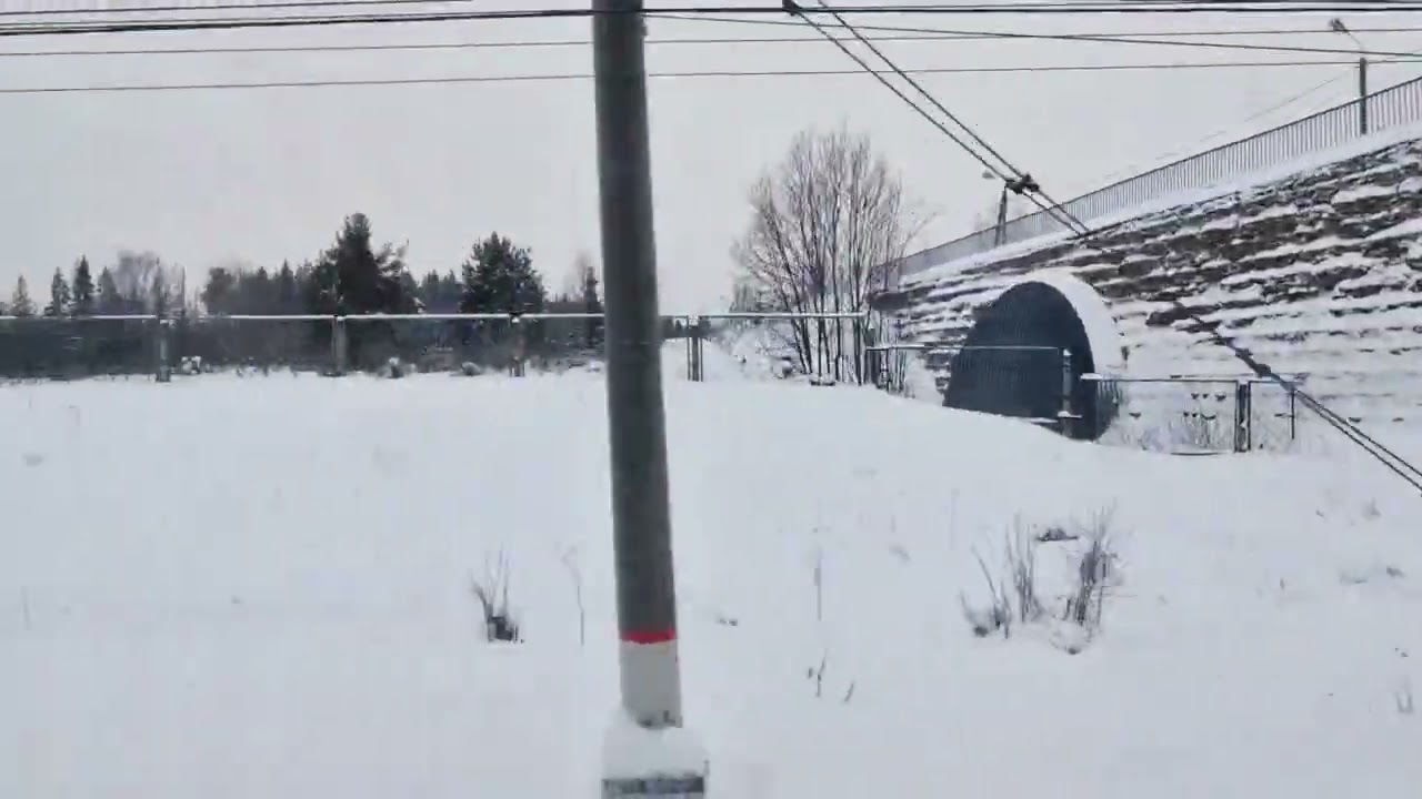Поезд, день, зима. Train, day, winter.