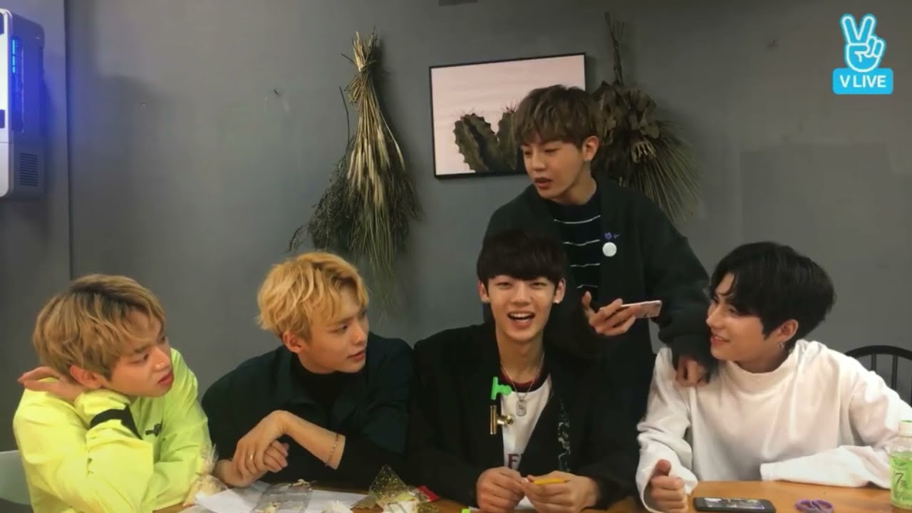 Valentine’s day ♡ making chocolate 🍫 • A.C.E vlive 2018.02.14 [eng sub] 에이스