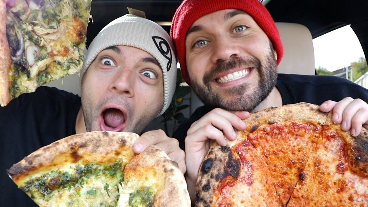 EXTRA CHEESY PIZZA MUKBANG!! (Meat Lovers, Chicken Pesto, Wings, +more) with ILYA!