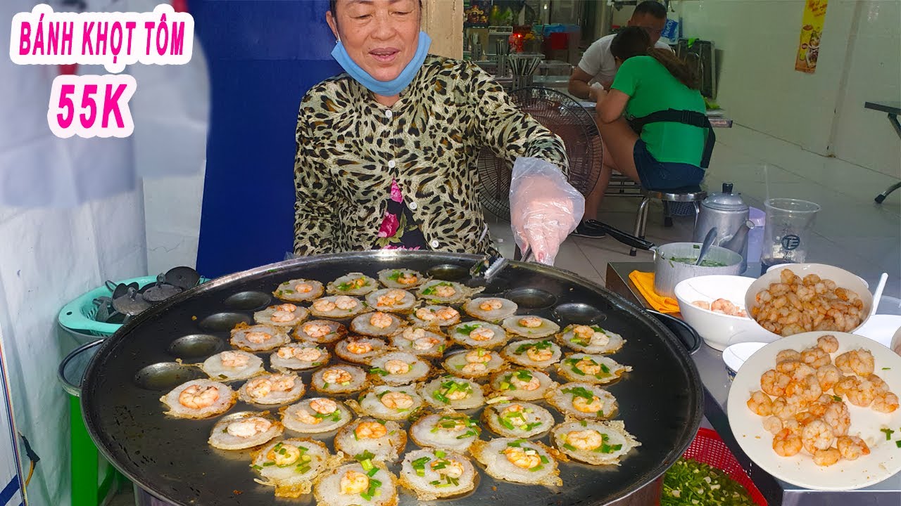 Cận cảnh quán Bánh Khọt duy nhất Sài Gòn sử dụng Tôm 100% ngoài biển khơi