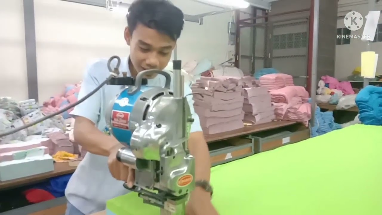 Tutorial cara cutting marker ngampar kaos polos pake mesin potong#konveksi #mesinpotong#garments