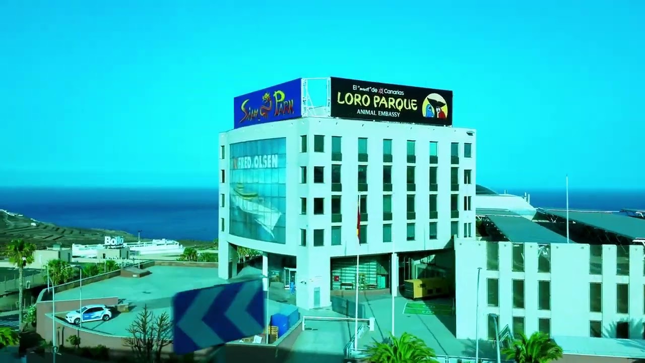 Przejazd z lotniska na Teneryfie do hotelu FERGUS Puerto de la Cruz.
