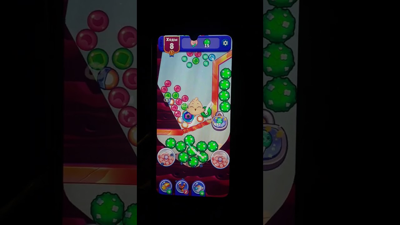 Играю в игру Angry birds dream blast. Пройденные уровни (2479-2485).