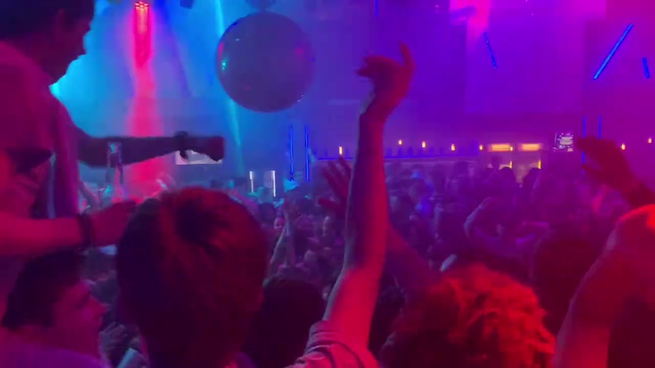 Q-Party im Universum in Wasserburg mit DJ Daniel Melegi