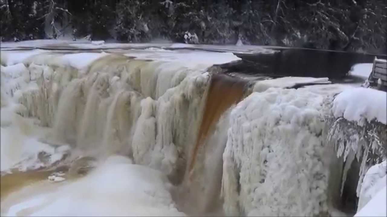 A Winter Walk To Upper Tahquamenon Falls - Luce County- Michigan