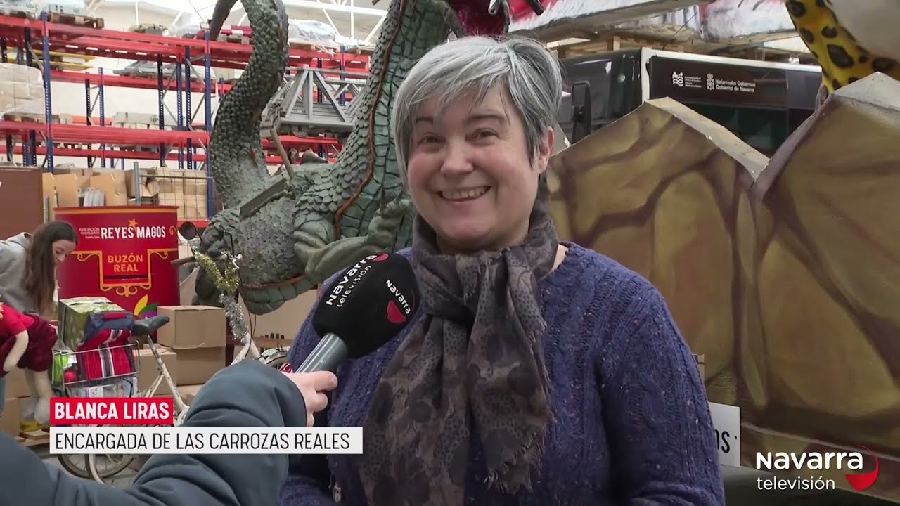 REPORTAJE PREPARATIVOS CARROZAS CABALGATA 2026