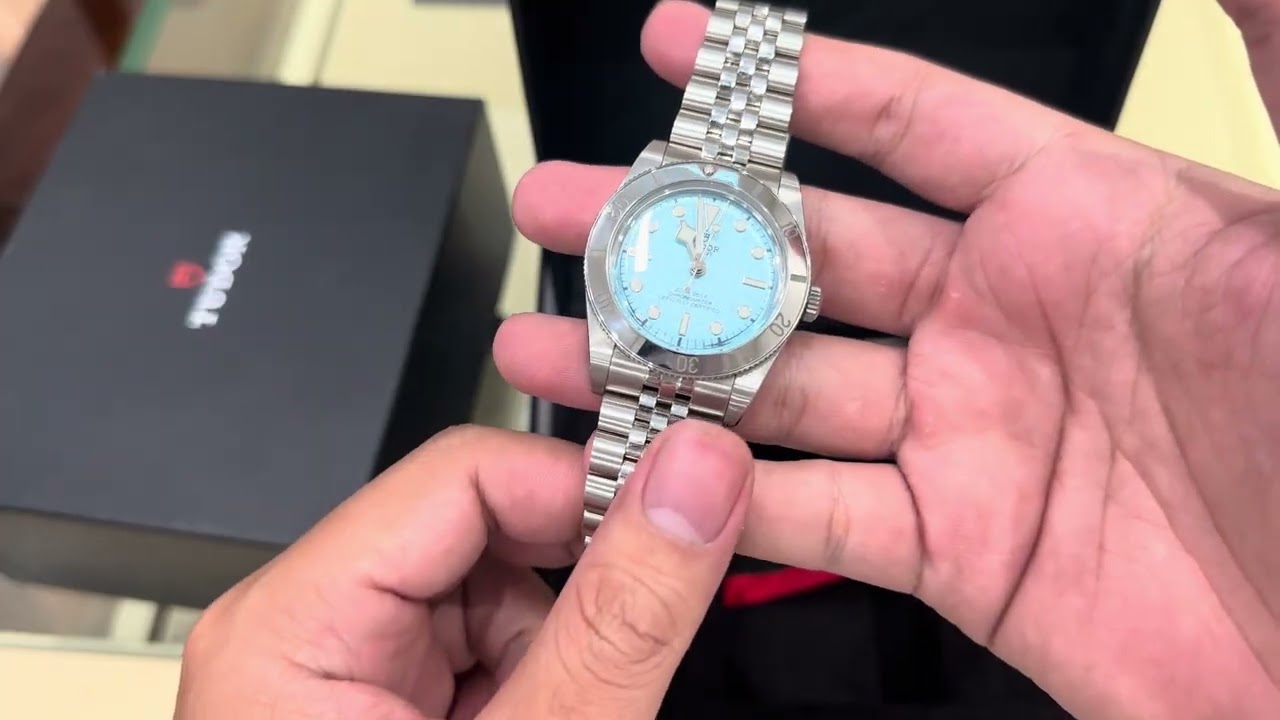 Có Nên Mua Tudor Lagoon Blue? Review Thực Tế & Giá Trị Thật