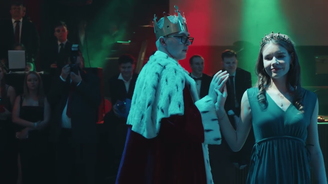 Půlnoční překvapení | 4.B 2025 | Gymnázium Jaroslava Vrchlického Klatovy