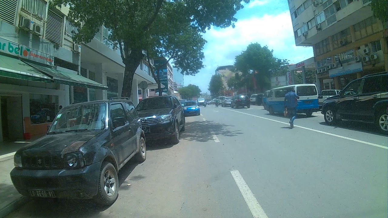 de Taxi em Luanda