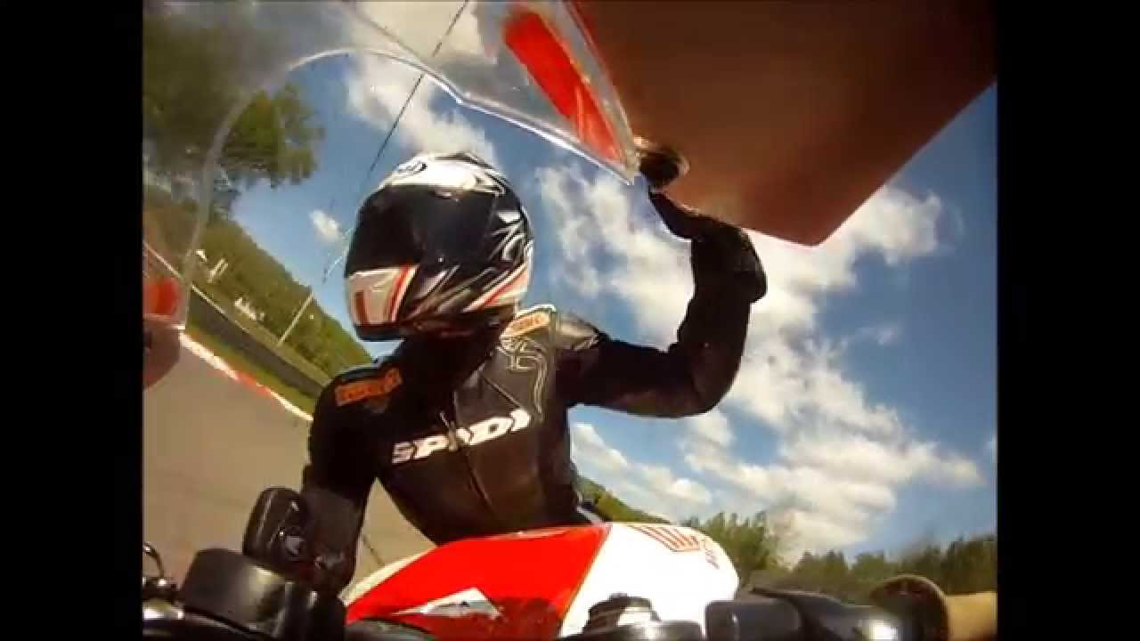 Moto Nation - Circuit Mt-Tremblant - With Renee on CBR-1000rr