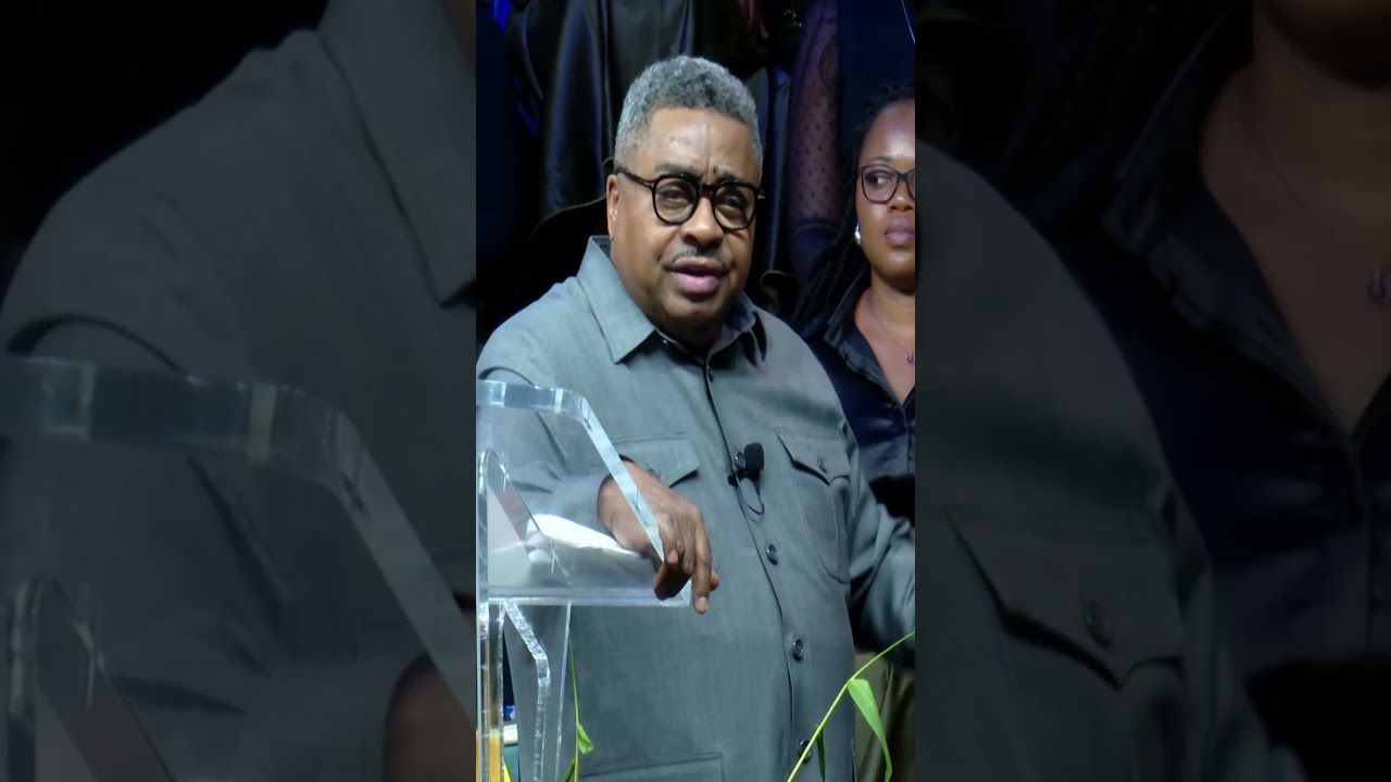 Joseph Bondo pasteur de l'&eacute;glise la borne depuis 12 ans