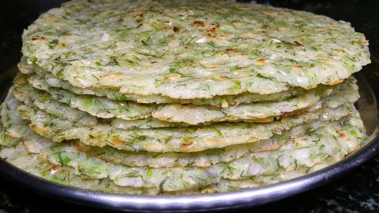 Soft ಮಸಾಲ ಅಕ್ಕಿರೊಟ್ಟಿ 10 ನಿಮಿಷದಲ್ಲಿ ಮಾಡಬಹುದು | Masala Akki Rotti Recipe in Kannada | Rice Rotti