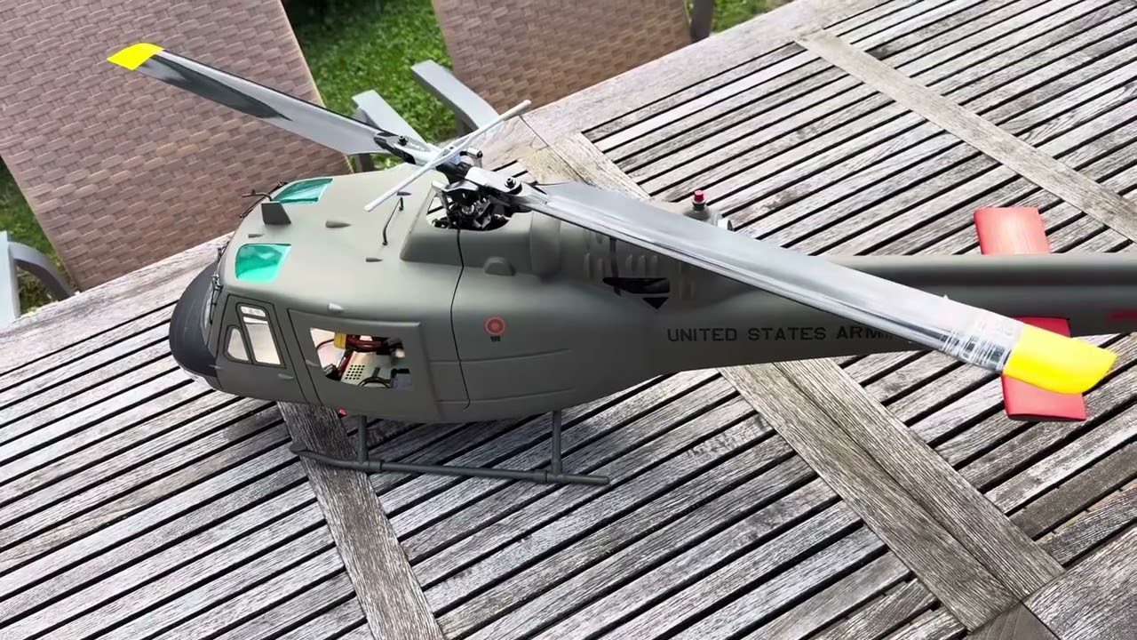 RC-Heli Bell UH-1 B im Maßstab 1:11,5 (500er) in Vietnam-Optik mit GPS, von Flishrc