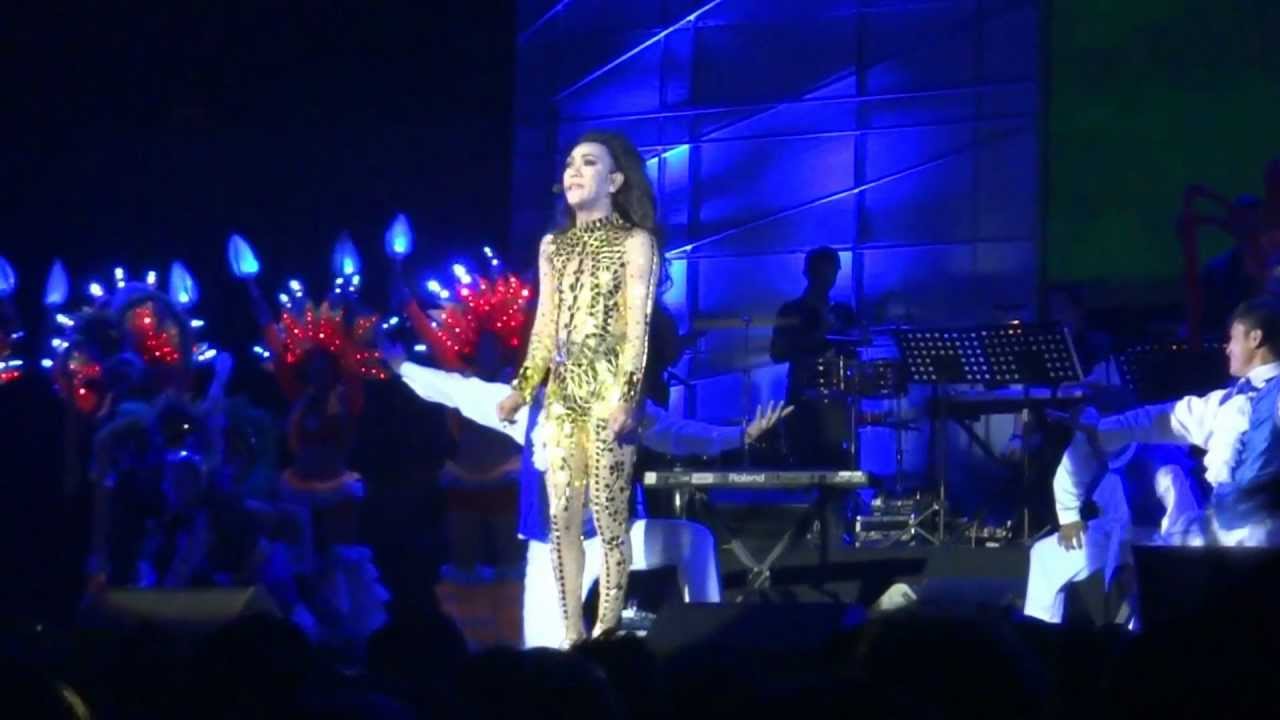 Ako Naman!!! Ate Gay sa Arena - Opening