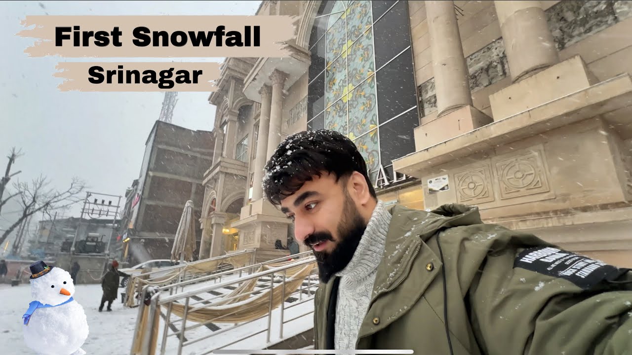First Snowfall in  Srinagar / Snowfall in kashmir